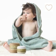 Feeling goods Cadeauset Bio Babyhanddoek Zeegroen en Body & handbalsem